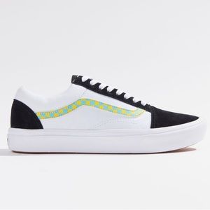 NWT Vans Old Skool ComfyCush Sneaker